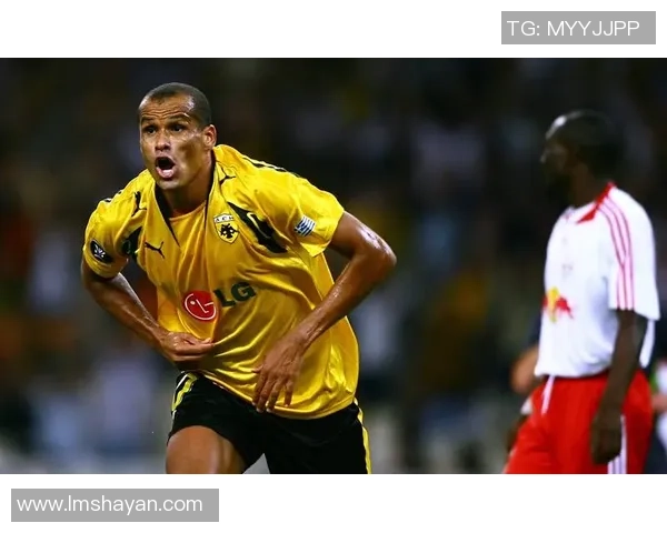 足球明星集结:璀璨球场风采与传奇足坛人物精彩瞬间壁纸合集 足球明星集结:璀璨球场风采与传奇足坛人物精彩瞬间壁纸合集